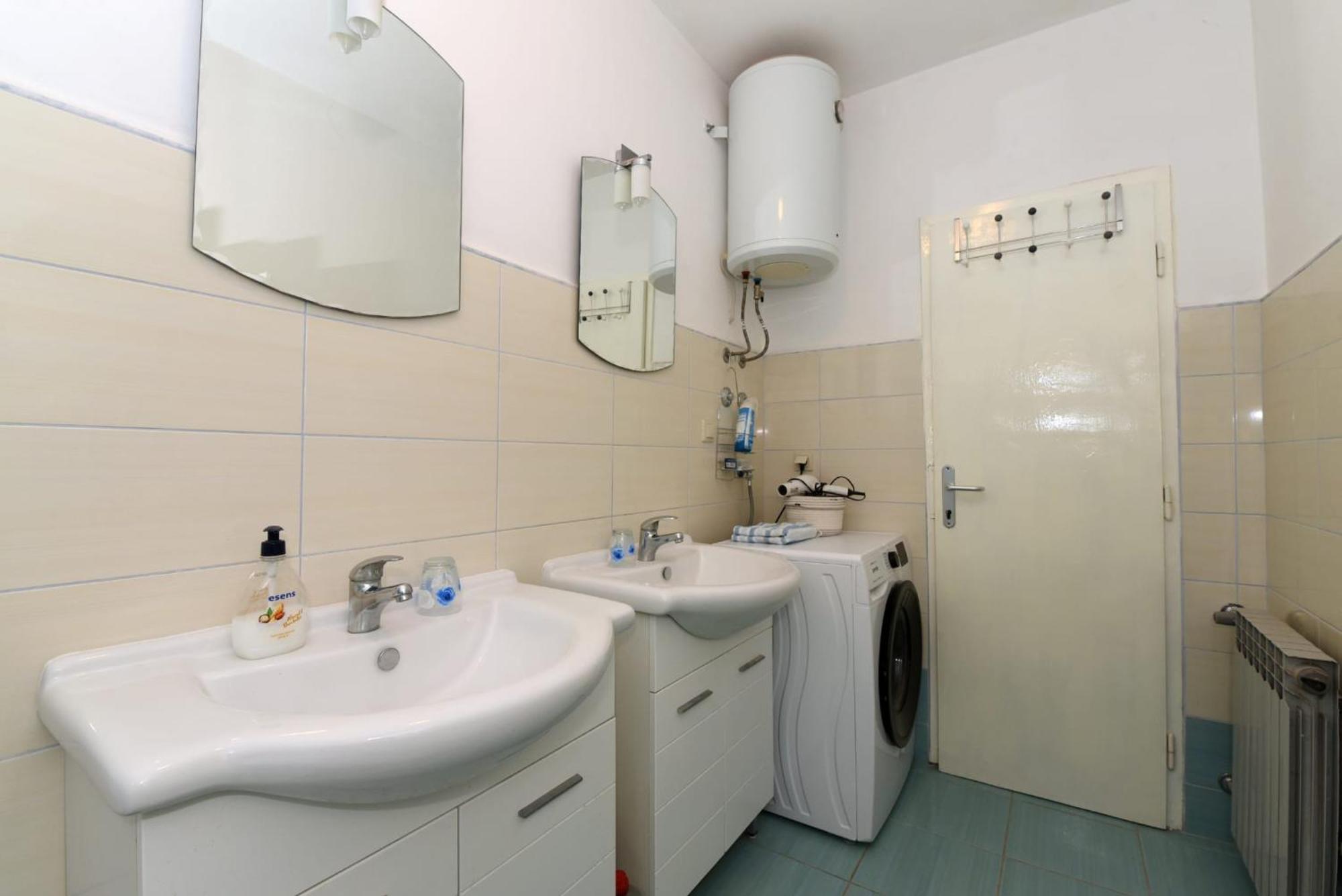 Apartment Happy Place Bacina Екстериор снимка